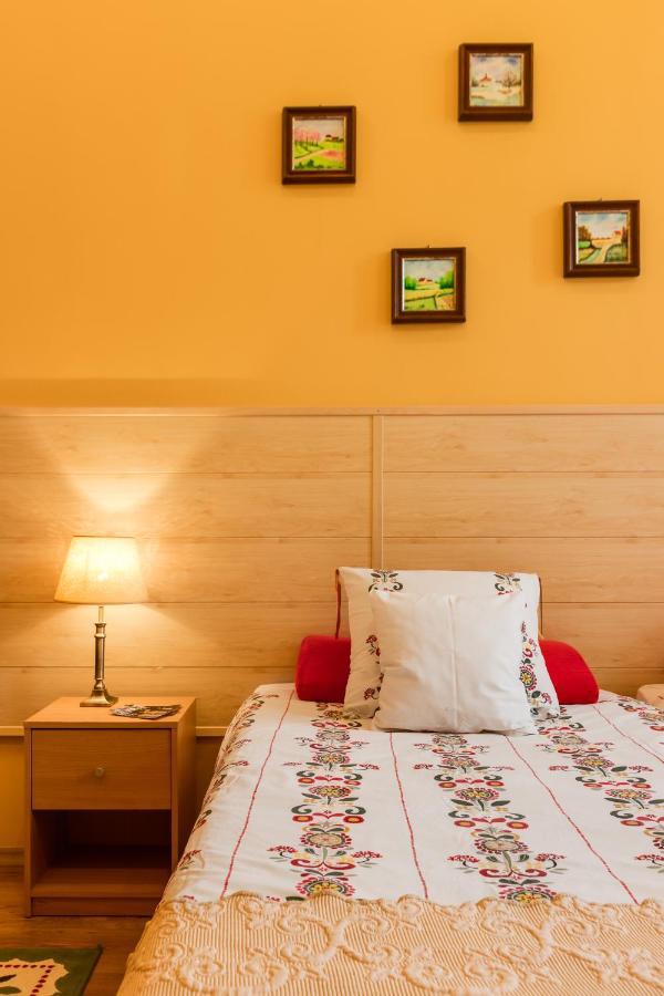 Kamienica Hostel Plock Bagian luar foto
